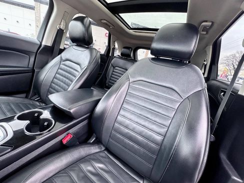 Used 2016 Ford Edge SEL w/ Equipment Group 201A image 17