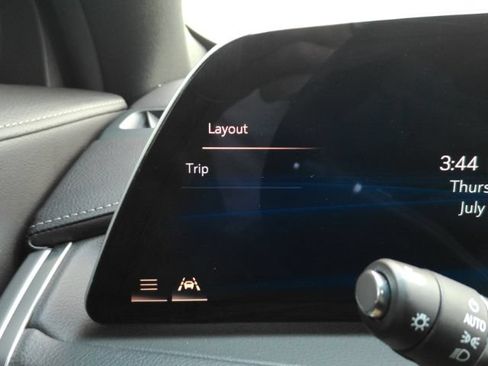 Used 2024 Cadillac XT4 Premium Luxury FWD image 42