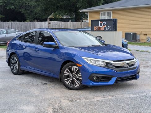 Used 2017 Honda Civic EX-T image 1