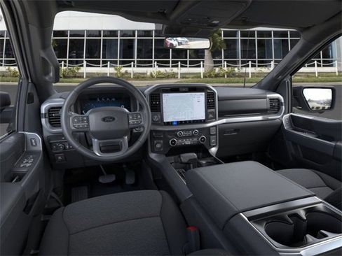 New 2025 Ford F150 XLT w/ Equipment Group 302A MID image 9