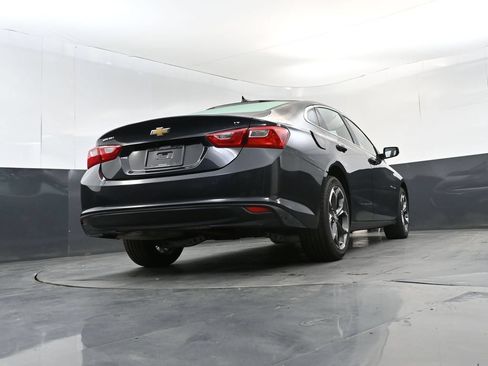 Used 2023 Chevrolet Malibu LT FWD image 23