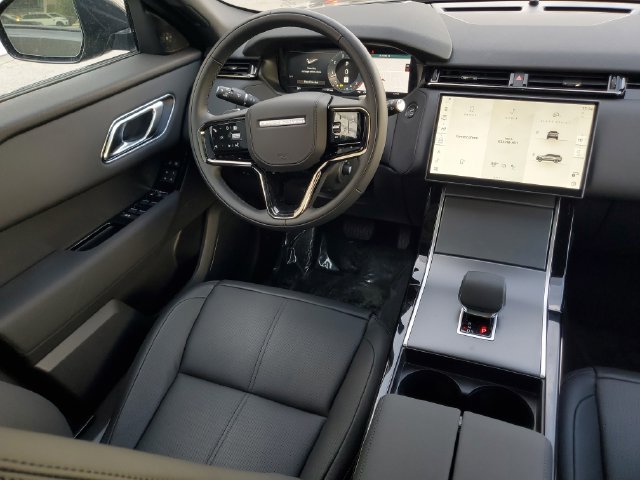 Certified 2026 Land Rover Range Rover Velar S AWD/4WD image 15