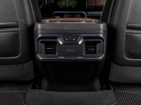 Used 2024 GMC Sierra 1500 Denali Ultimate AWD/4WD image 41