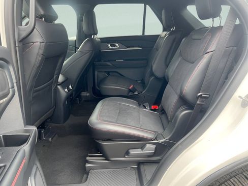 New 2026 Ford Explorer ST AWD/4WD image 23