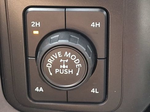 Used 2021 Ford F150 Lariat AWD/4WD image 25
