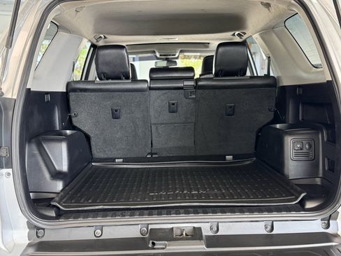 Used 2016 Toyota 4Runner SR5 Premium image 32