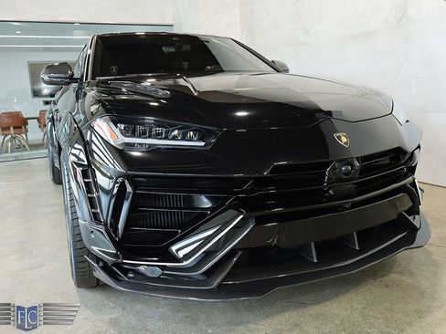 Used 2023 Lamborghini Urus Performante image 51