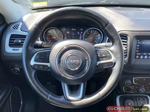 Used 2019 Jeep Compass Latitude w/ Popular Equipment Group AWD/4WD image 15