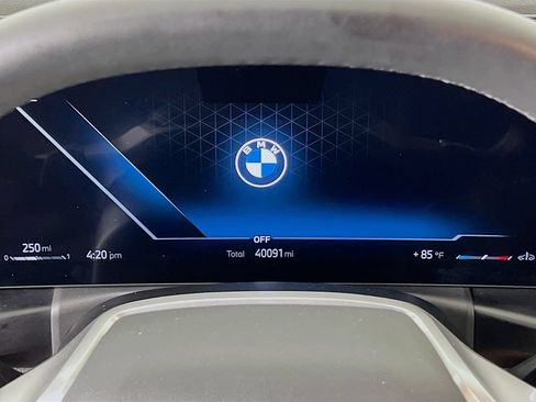 Used 2025 BMW 330i xDrive Sedan AWD/4WD image 15