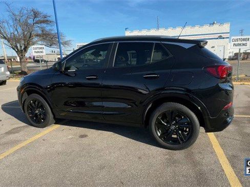 Used 2024 Buick Encore GX Sport Touring w/ Comfort Package image 7