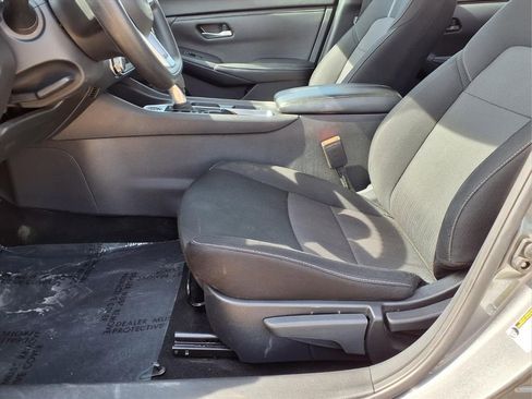 Used 2024 Nissan Sentra SV image 21