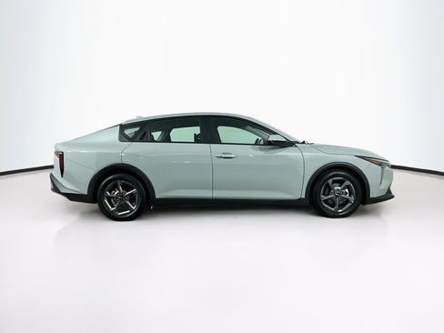 Used 2025 Kia K4 FWD image 10