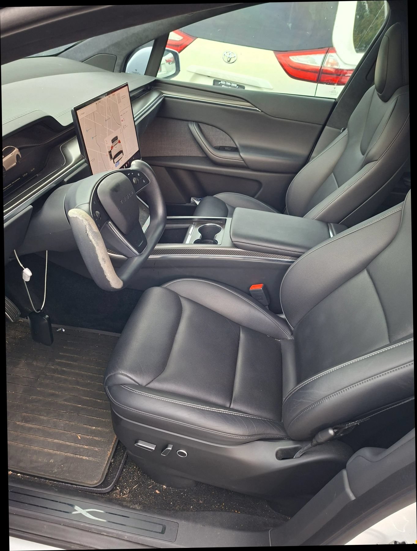 Used 2022 Tesla Model X Plaid AWD/4WD image 8