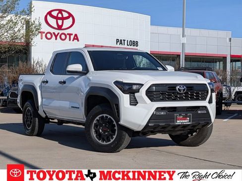 Used 2025 Toyota Tacoma TRD Off-Road image 1
