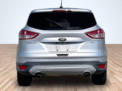 Used 2015 Ford Escape SE FWD image 4