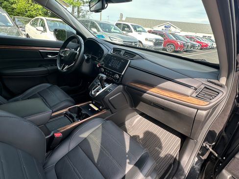 Used 2022 Honda CR-V Touring image 14