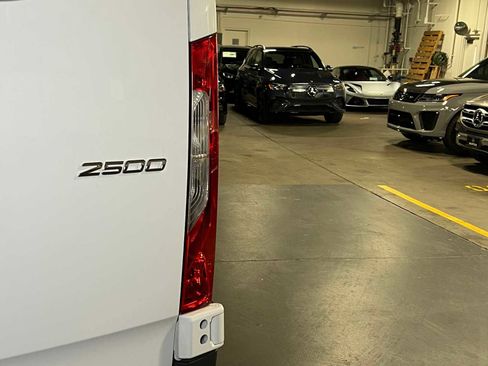 New 2024 Mercedes-Benz Sprinter 2500 image 17