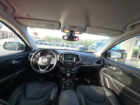 Used 2020 Jeep Cherokee Limited image 13