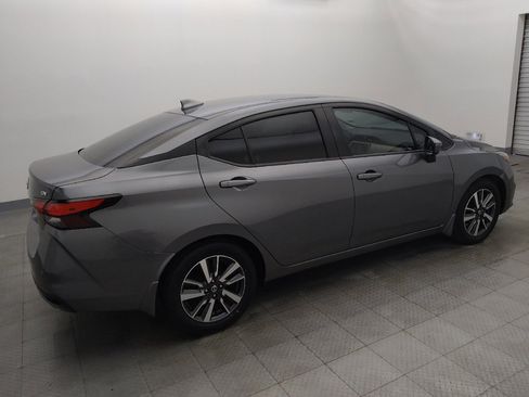 Used 2021 Nissan Versa SV FWD image 10