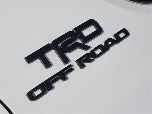 Used 2025 Toyota 4Runner TRD Off-Road image 7
