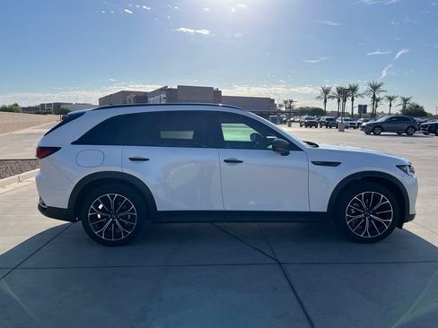 Used 2025 MAZDA CX-70 Plug-In Hybrid w/ Premium Plus AWD/4WD image 5