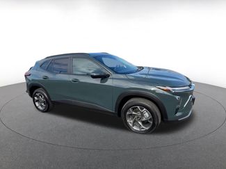 Used 2025 Chevrolet Trax LT video 2