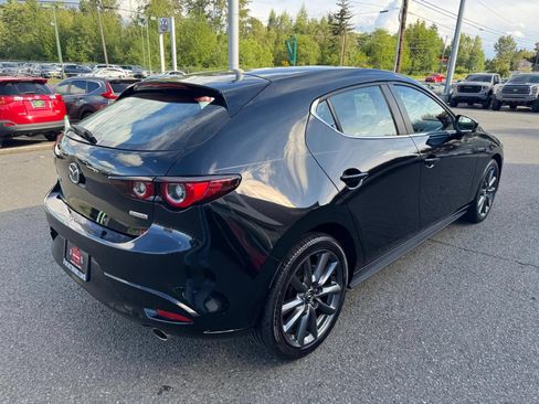 Used 2022 MAZDA MAZDA3 s FWD image 12