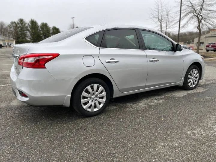Used 2019 Nissan Sentra S FWD image 10