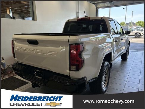 Used 2023 Chevrolet Colorado W/T w/ Safety Package RWD image 4
