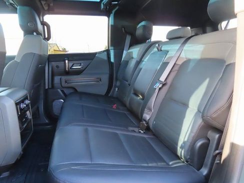 Used 2024 GMC Hummer EV 3X w/ LPO, Illumination Package image 44