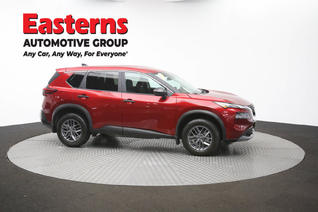 Used 2023 Nissan Rogue S AWD/4WD image 50