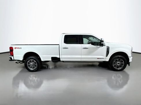 Used 2025 Ford F350 Platinum w/ Platinum Plus Package AWD/4WD image 5