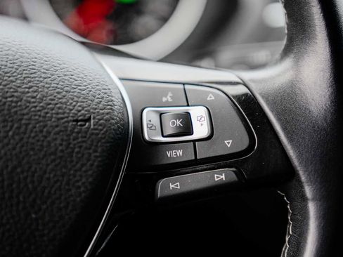 Used 2021 Volkswagen Tiguan SE R-Line image 26