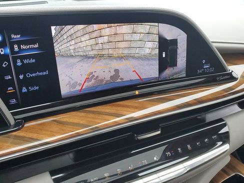 Certified 2024 Cadillac Escalade Sport Platinum image 33