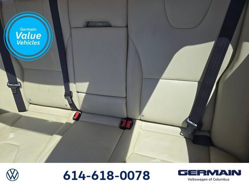 Used 2016 Volvo XC60 T6 w/ Proximity Package FWD image 18