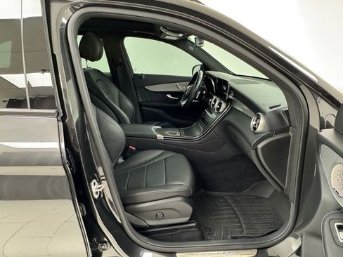 Used 2021 Mercedes-Benz GLC 300 image 13