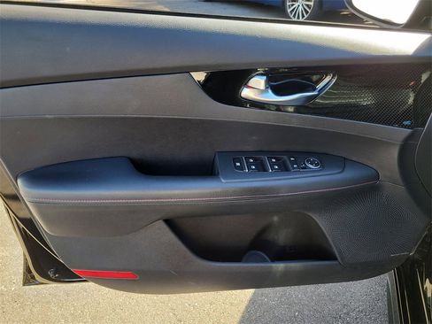 Used 2022 Kia Forte GT w/ GT2 Package image 14