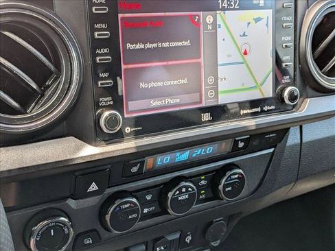 Used 2021 Toyota Tacoma TRD Off-Road w/ TRD Premium Off Road Package AWD/4WD image 5