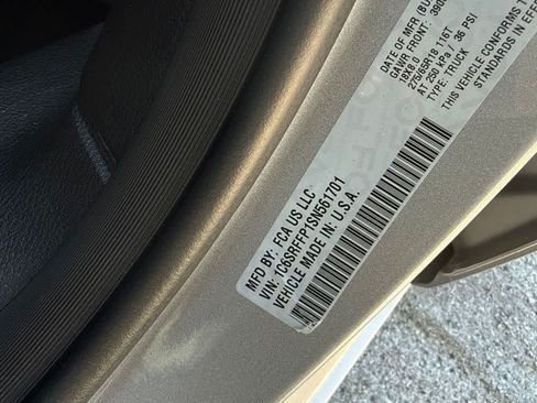 Used 2025 RAM 1500 Big Horn AWD/4WD image 23