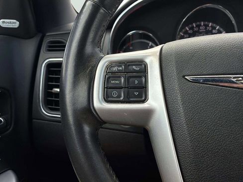 Used 2013 Chrysler 200 Limited FWD image 13