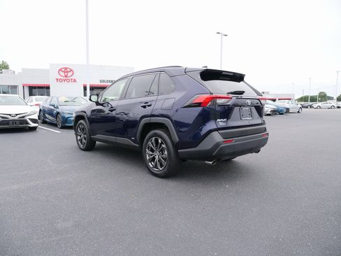 Used 2024 Toyota RAV4 XLE Premium image 6