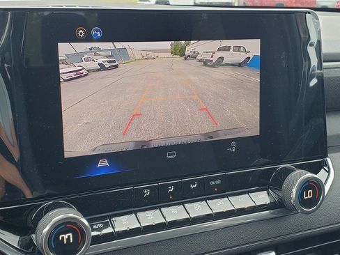New 2026 Chevrolet Colorado Trail Boss AWD/4WD image 16