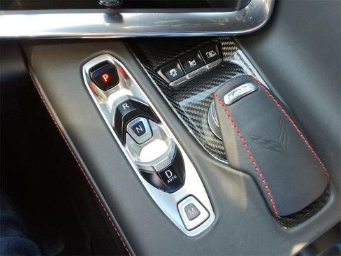 Used 2020 Chevrolet Corvette Stingray Premium Cpe w/ 3LT Preferred Equipment Group image 34