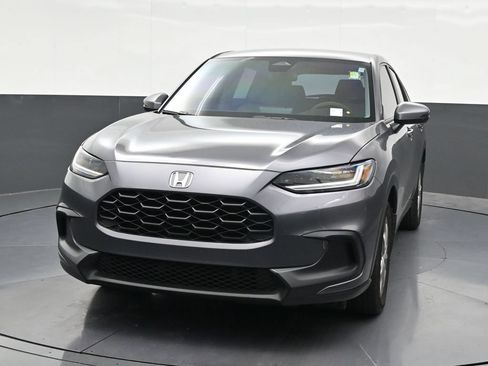 Used 2025 Honda HR-V LX image 8