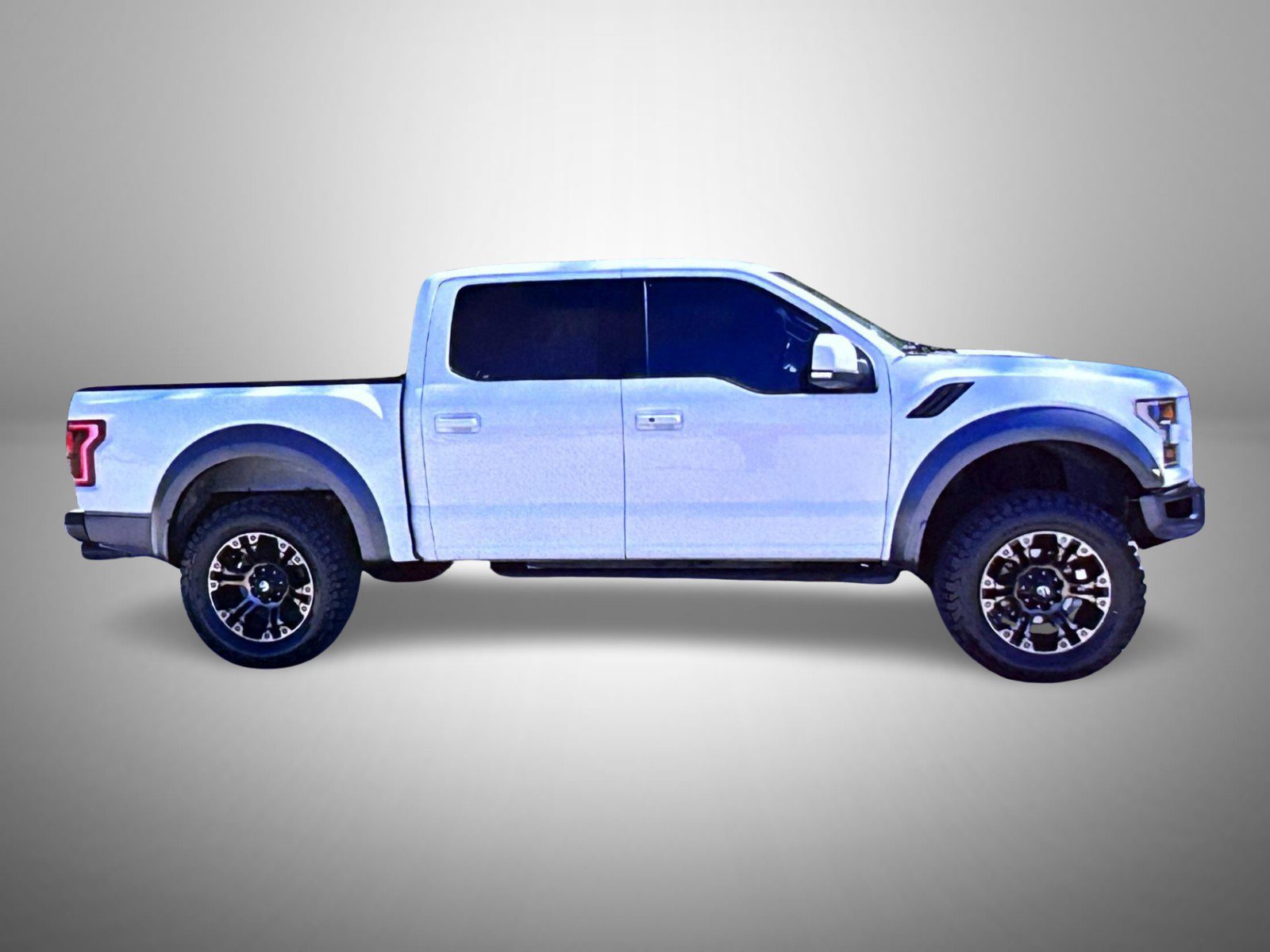 Used 2020 Ford F150 Raptor w/ Equipment Group 802A Luxury AWD/4WD image 4