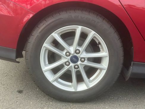 Used 2017 Ford Focus SE image 19