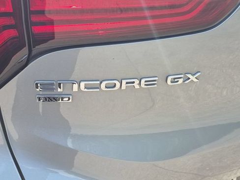 Used 2024 Buick Encore GX Sport Touring w/ Advanced Technology Package AWD/4WD image 10