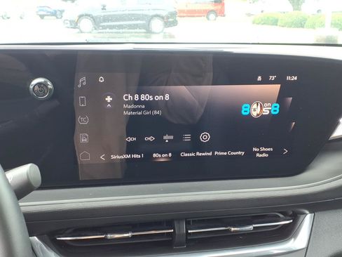 Used 2025 Buick Envista Preferred w/ Convenience I Package FWD image 11