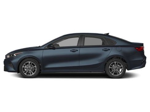 Certified 2024 Kia Forte LXS w/ LXS Technology Package FWD image 3