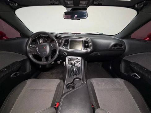 Used 2016 Dodge Challenger R/T RWD image 12